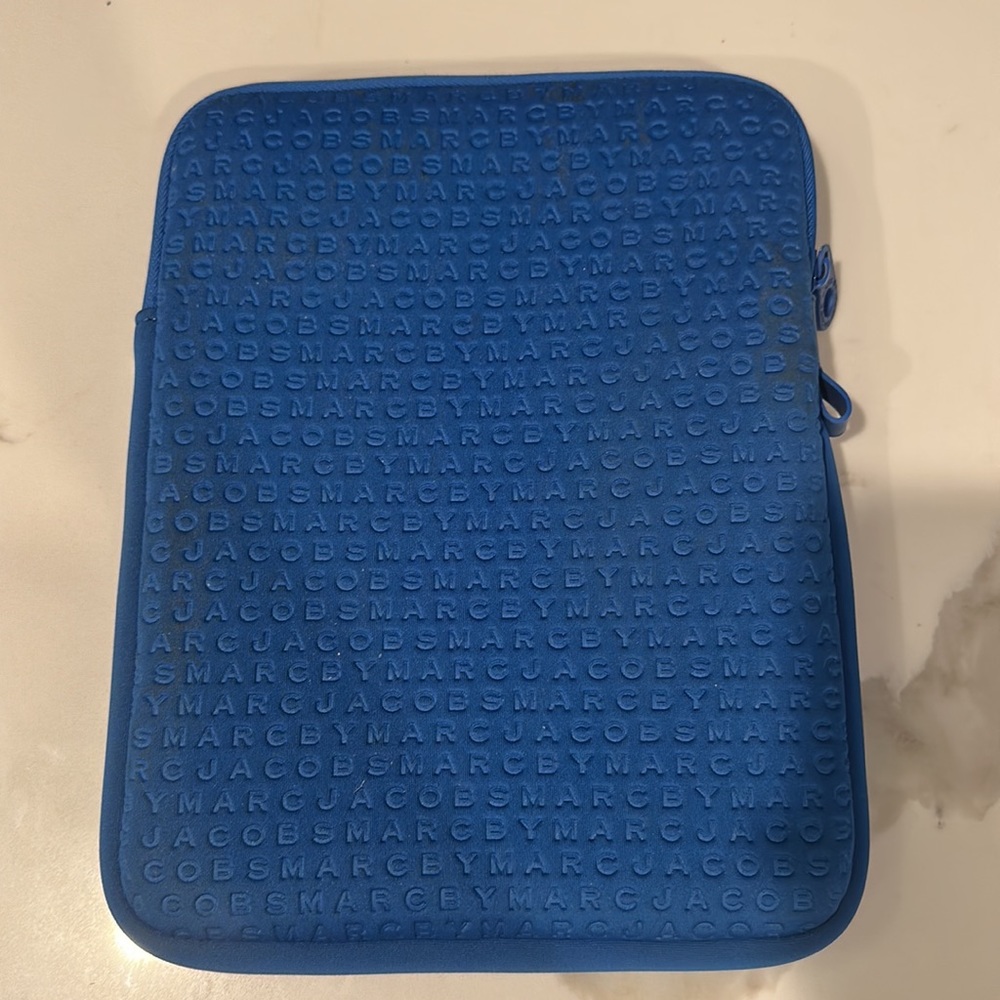 Marc by Marc Jacobs Ipad Case Sleeve - Picture 2 of 6